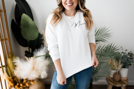 Mama Script Crewneck Sweatshirt