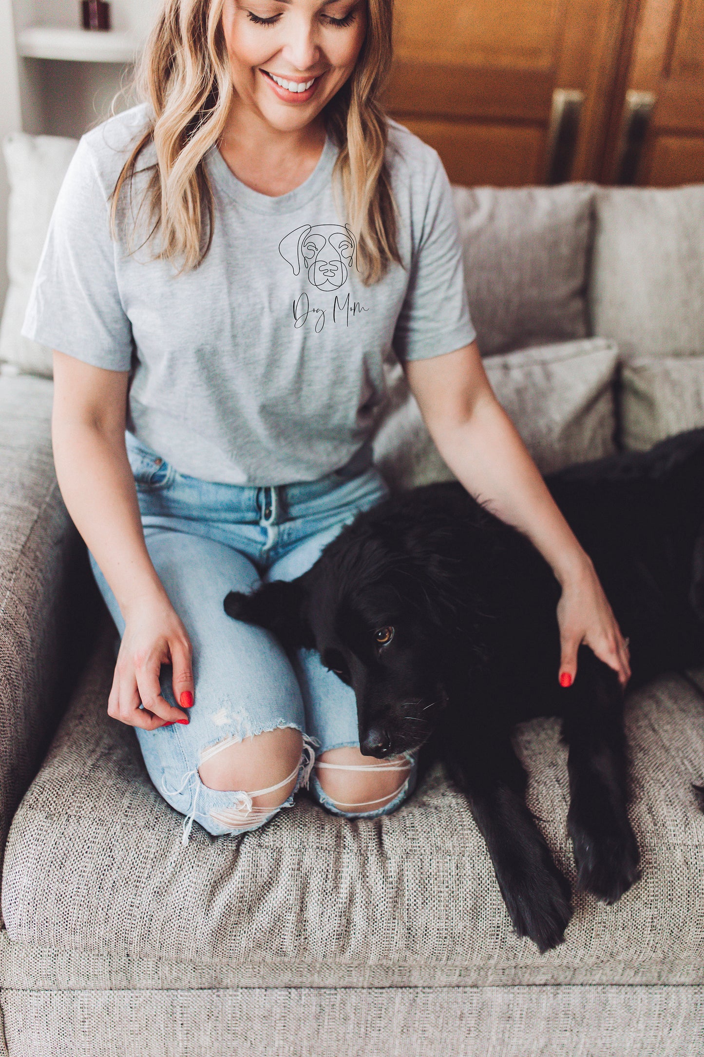 Dog Mom Tee